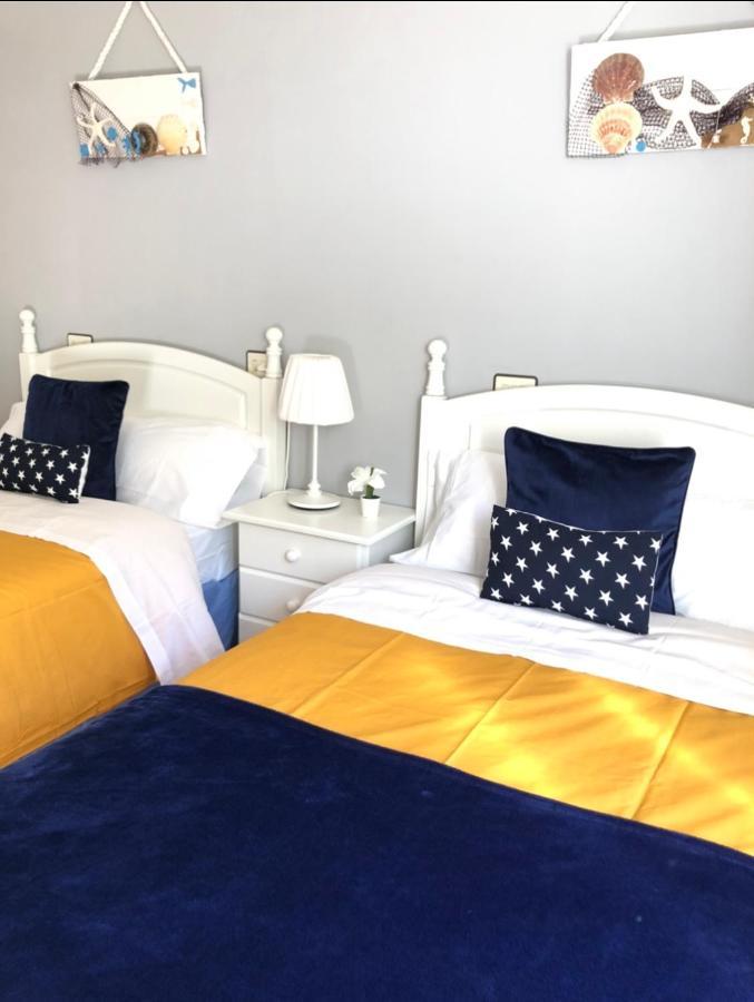 Apartamento Con Vistas Al Mar En Primera Linea. Muros Esterno foto