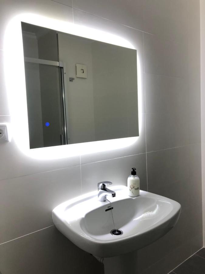 Apartamento Con Vistas Al Mar En Primera Linea. Muros Esterno foto